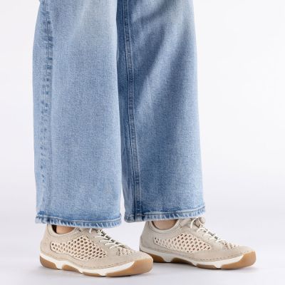 5. Półbuty damskie ażurowe komfortowe beżowe Rieker 55960-60