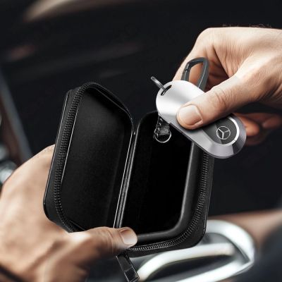 5. Etui na kluczyki samochodowe Tech-Protect KLR300 blokujące RFID - czarne