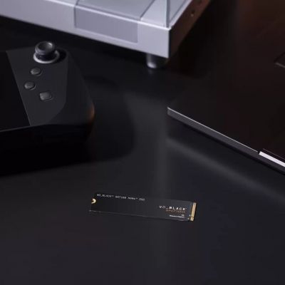 5. SSD WD Black SN7100 4TB WDS400T4X0E