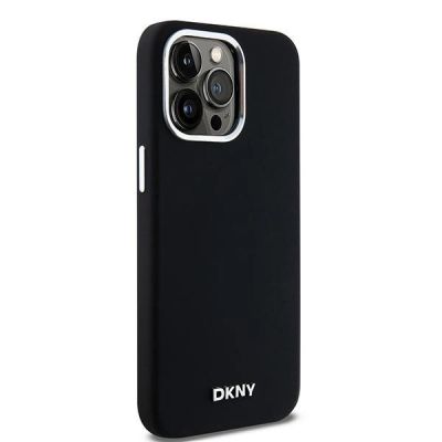 4. Etui DKNY Liquid Silicone Small Metal Logo MagSafe na iPhone 14 Pro Max - czarne