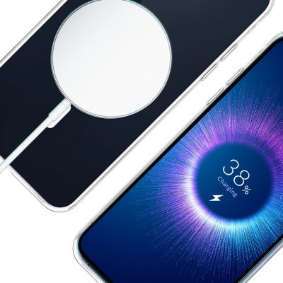 4. Etui 3mk Clear MagCase na Apple iPhone 13 - przezroczyste