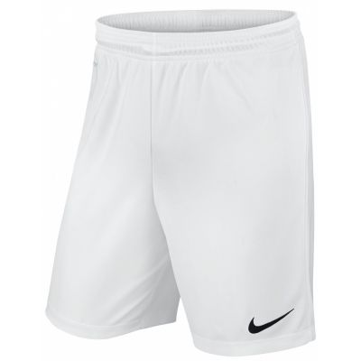 Spodenki piłkarskie Nike Park II M nie krepują ruchów, dające maksymalną swobodę podczas meczu.