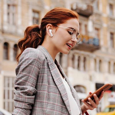 6. Bezprzewodowe słuchawki Bluetooth 5.2 TWS ANC Ugreen HiTune T3 Active WS106 - białe