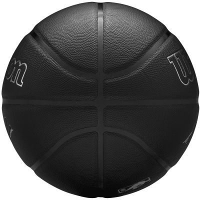 4. Piłka do koszykówki Wilson NBA Player Evergreen Bskt Luka WZ4026601XB