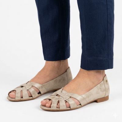 4. Skórzane baleriny damskie ażurowe komfortowe złote Gino Fabiani OL28-1