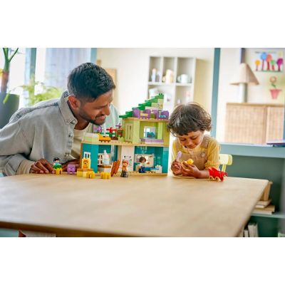 12. LEGO LEGO DUPLO TOWN 3w1 10470 Nowoczesny dom rodzinny