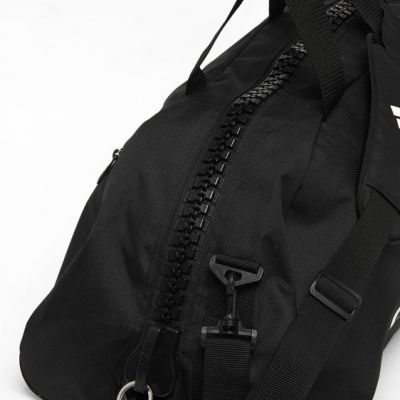 22. Torba sportowa ADIDAS BOXING czarno/złota M