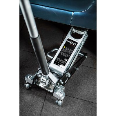3. NEO tools 11-730 podnośnik/stojak do pojazdu