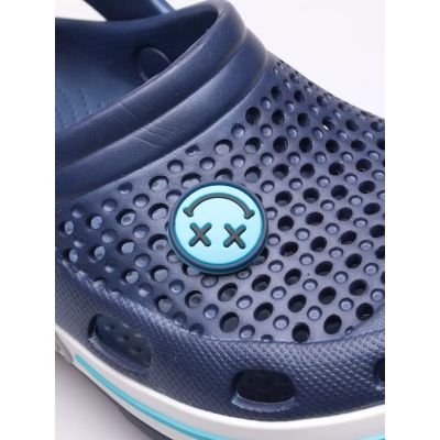 13. Chodaki Coqui Lindo Jr 6423-404-2132