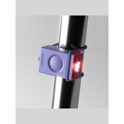 6. Lampka rowerowa BOOKMAN Block Light Rear 18lm