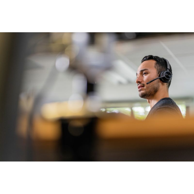 69. POLY Zestaw słuchawkowy Voyager 4320 z certyfikatem Microsoft Teams USB-C + adapter BT700