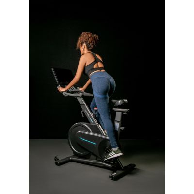 49. Rower stacjonarny, magnetyczny OVICX Q200X z ekranem dotykowym 15,6" TFT, WIFI bluetooth&app