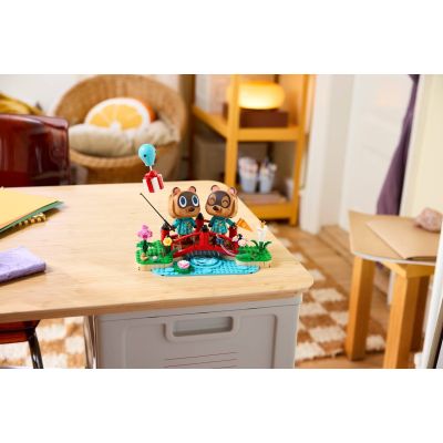 8. LEGO Animal Crossing 77059 - Timmy i Tommy na spacerze