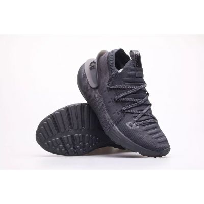 9. Buty Under Armour PHANTOM 3 W 3025517-002