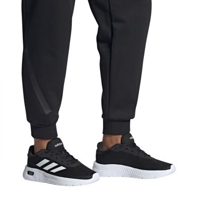 7. Buty adidas Cloudfoam Comfy M IH2973