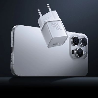 13. Ładowarka sieciowa Baseus GaN5S 30W EU USB-C - biała