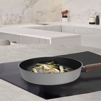 2. Patelnia Grey 20cm MR-1211-20 MAESTRO