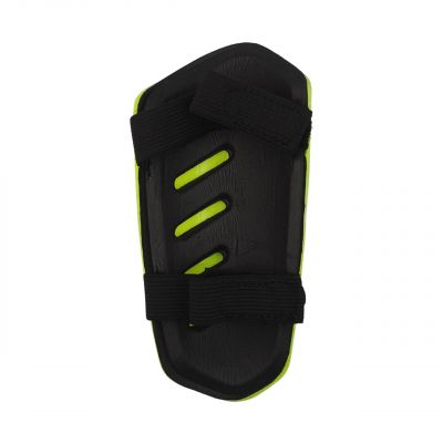 2. Ochraniacze piłkarskie Puma Ultra Light Strap 30992 02