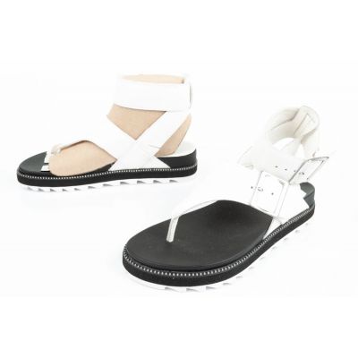 8. Sandały japonki Sorel W NL6272-125
