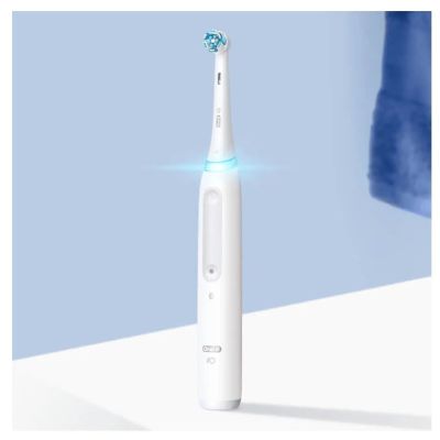 45. Szczoteczka Oral-B iO Series 4 Quite White