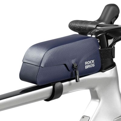 2. Torba rowerowa Rockbros 30120122006 na ramę wodoodporna z magnetycznym zapięciem 0,9L - niebieska