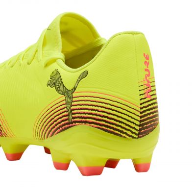 3. Buty piłkarskie Puma Future 8 Play FG/AG M 108141 03