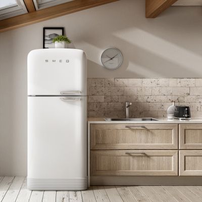12. Toster SMEG TSF01BLEU
