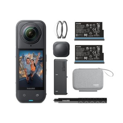 14. Kamera Insta360 X5 Essentials Bundle