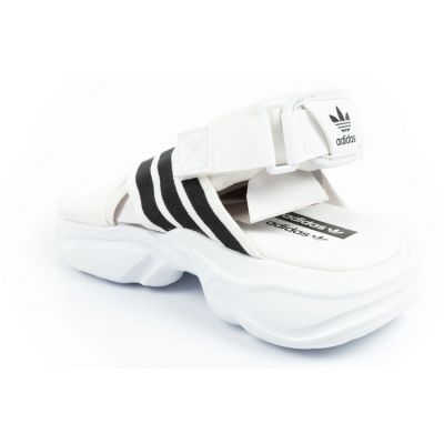 6. Sandały adidas Magmur Sandal W EF5848