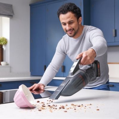 2. Odkurzacz Powerconnect 1,5Ah BCHV001C1 BLACK+DECKER