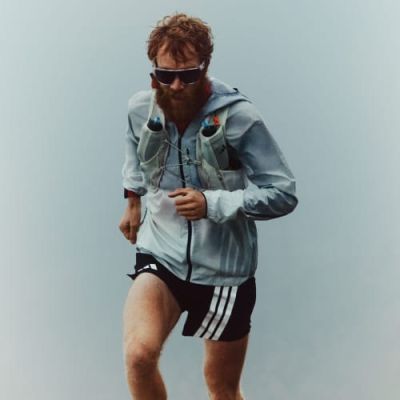 8. Kurtka do biegania adidas TERREX Xperior CLIMA365 Light Windweave Jacket - black/white rozmiar: m