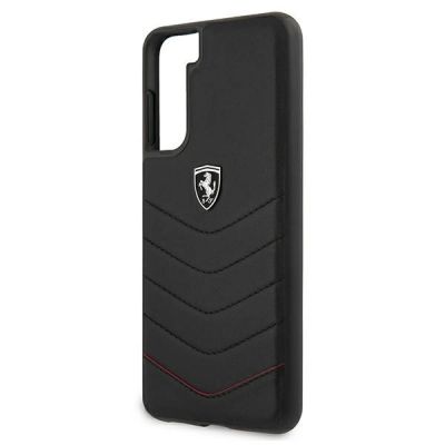 6. Etui Ferrari Off Track Quilted na Samsung Galaxy S21+ - czarne