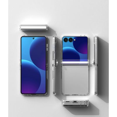 7. Etui Ringke Fusion Flap na Samsung Galaxy Z Flip 8 - przezroczyste