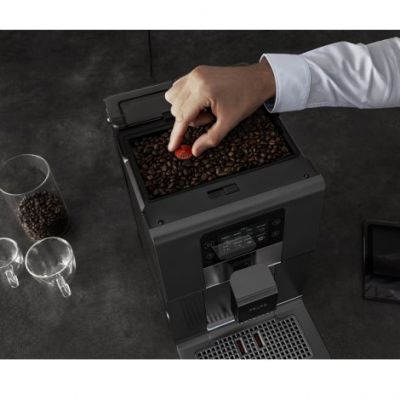 7. Ekspres ciśnieniowy KRUPS EA875U