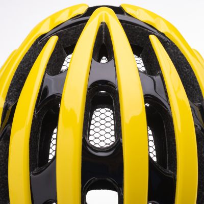 6. Kask PELETON