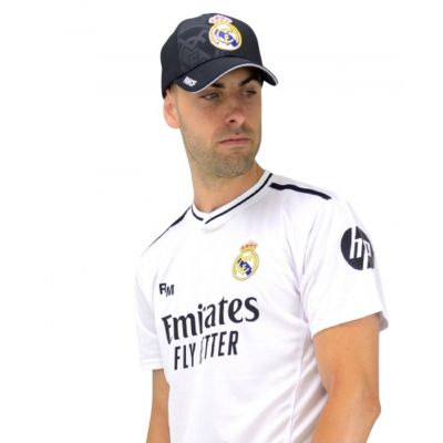 3. Czapka z daszkiem Real Madryt Cap M 45TH RM3GO45