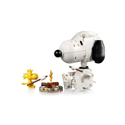 18. LEGO Ideas 21368 - Fistaszki: Buda Snoopy'ego