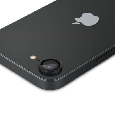 4. Osłona aparatu Spigen Optik Pro GLAS.TR "Ez Fit" 2-pack na iPhone 16e / 17e - czarna