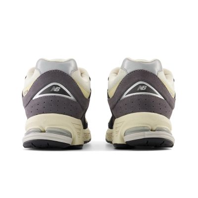 11. Buty New Balance sportowe M M2002RSH