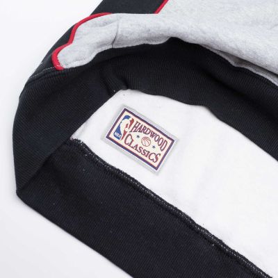 5. Bluza z kapturem Mitchell & Ness Pinnacle Heavyweight Fleece NBA Chicago Bulls