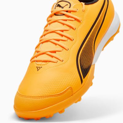5. Buty Puma KING Pro TT M 107255 04