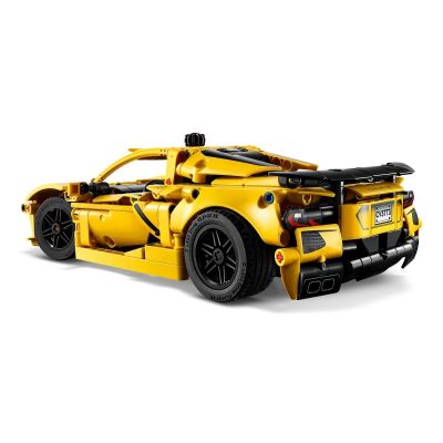 6. LEGO Technic 42205 - Chevrolet Corvette Stingray