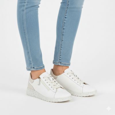 5. Skórzane półbuty damskie na podwyższeniu beżowe Jezzi 138