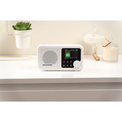 9. Radio przenośne BLAUPUNKT DAB DR8WH, biały
