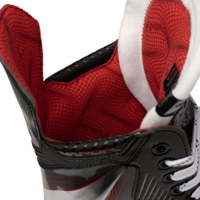 7. Łyżwy hokejowe Bauer Vapor Fly30 Sr 1064931