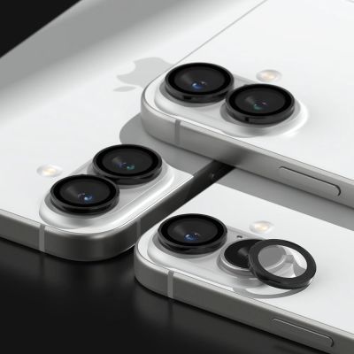 7. Ochronne nakładki Ringke Camera Frame Protector 2-pack na iPhone 16 / 16 Plus - czarny