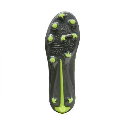6. Buty piłkarskie Puma Ultra 5 Match+ FG/AG M 108162 03
