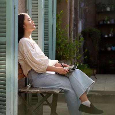 22. HP Envy x360 14-fa0016nw Ryzen 7 8840HS 14"WUXGA Touch 300nits 16GB LPDDR5-6400 SSD512 Radeon 780M Cam 5 Mpx IR 59Wh Win11 Meteor Silver Aluminum 2Y