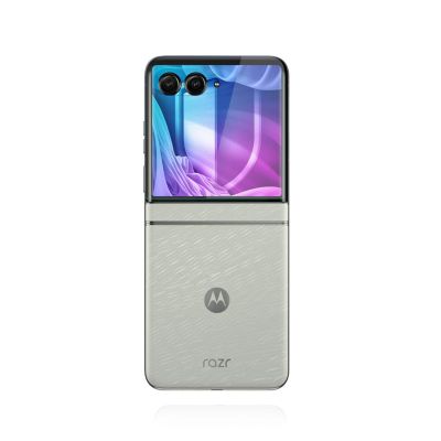 4. Matowa folia 3mk SilkyMatt Pro™ na Motorola Razr 60
