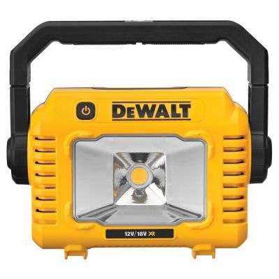 2. Lampa Led Aku 18V DCL077-XJ DEWALT